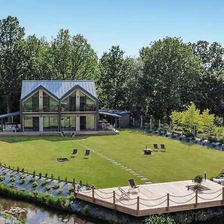 Nyaraló Cozy In With Wifi Sianowo