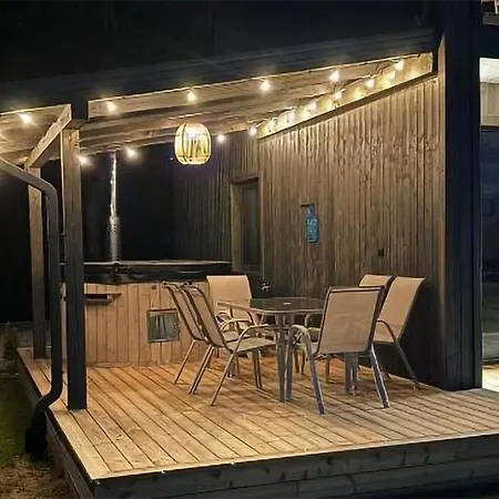 Cozy In With Wifi Nyaraló Sianowo