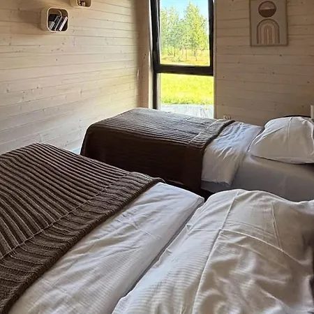 Awesome Home In Sianowo With Wifi Casa de Férias